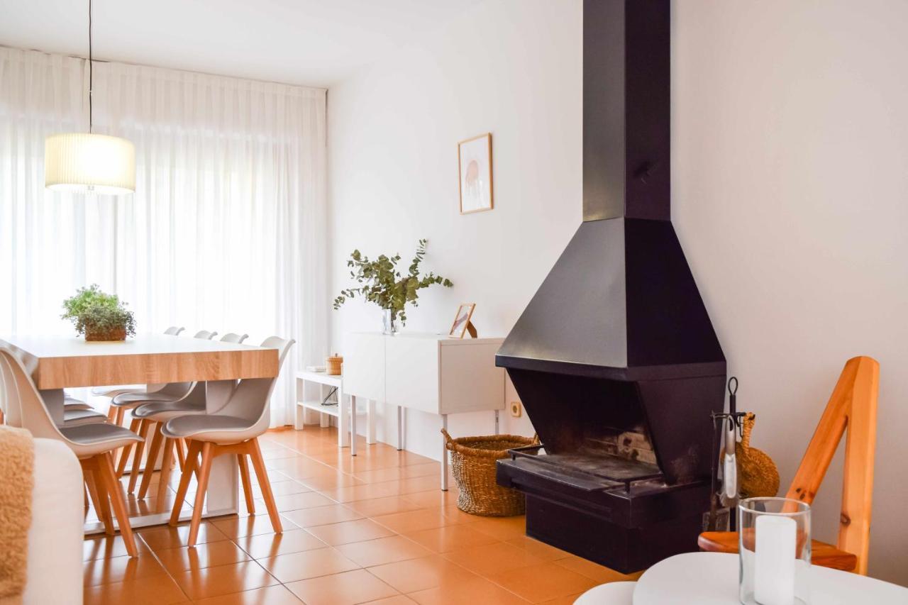 Can Falga Casa Con Jardin En El Corazon De 베살루 외부 사진